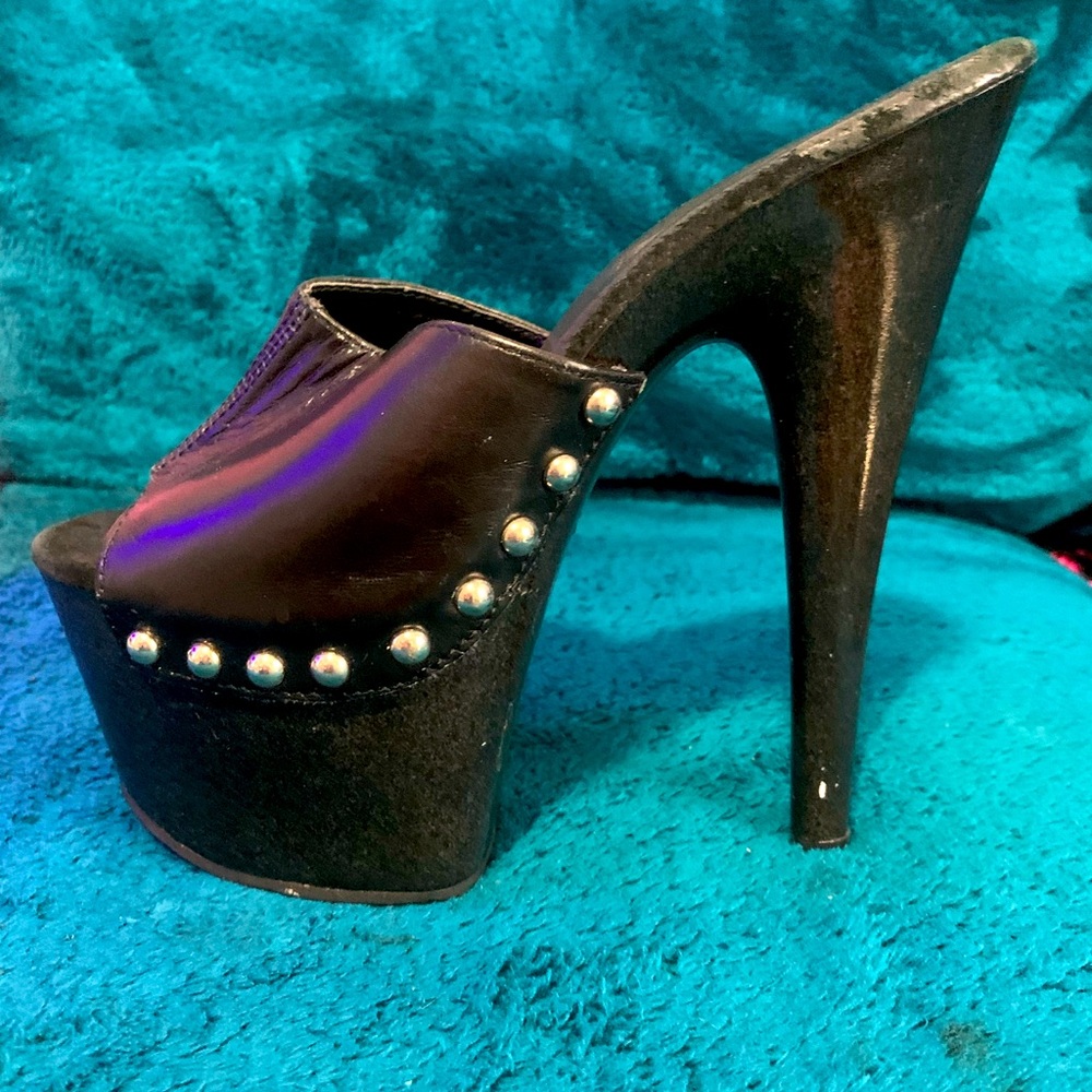 Stripper shoes